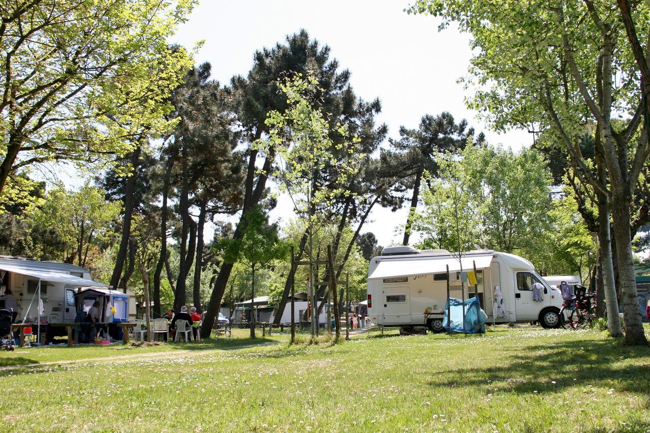 Romea Family Camping Casal Borsetti Exteriör bild